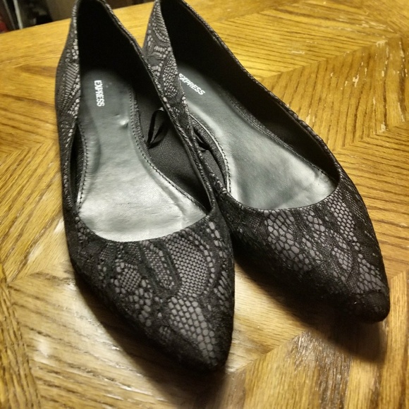 black lace flat shoes